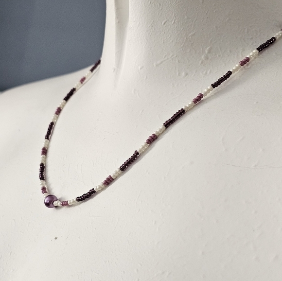 Think purple! Handmade seed bead necklace. - Picture 4 of 7
